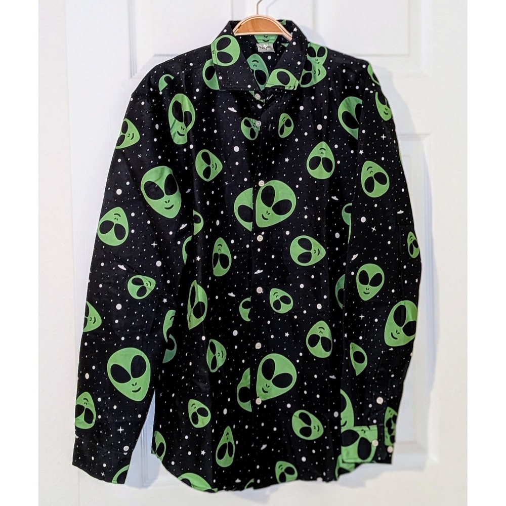 Spirit Size M Black Green Alien Space Print‎ Button Up Long Sleeve Shirt NWOT